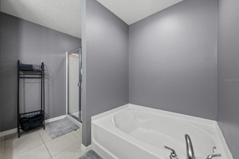 House in Lakeland, Florida 4 bedrooms, 211.54 sq.m. № 1795129 - photo 30