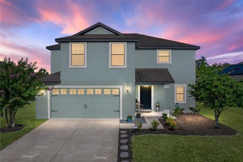 House in Lakeland, Florida 4 bedrooms, 211.54 sq.m. № 1795129 - photo 1