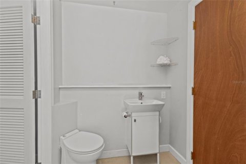 Villa ou maison à vendre à Sarasota, Floride: 3 chambres, 170.85 m2 № 2330981 - photo 26