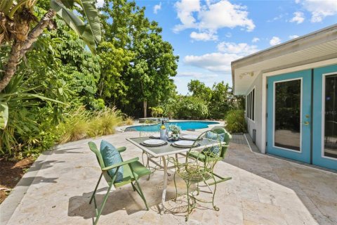 Villa ou maison à vendre à Sarasota, Floride: 3 chambres, 170.85 m2 № 2330981 - photo 6