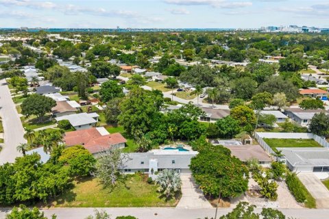 Villa ou maison à vendre à Sarasota, Floride: 3 chambres, 170.85 m2 № 2330981 - photo 30