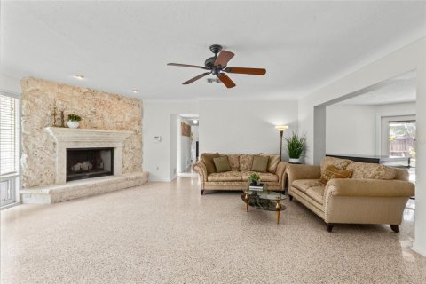 Villa ou maison à vendre à Sarasota, Floride: 3 chambres, 170.85 m2 № 2330981 - photo 8