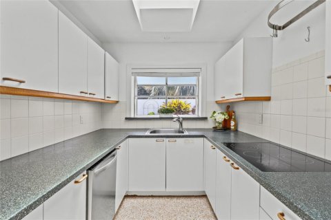 Villa ou maison à vendre à Sarasota, Floride: 3 chambres, 170.85 m2 № 2330981 - photo 15