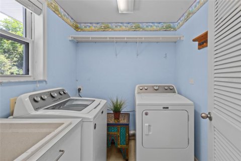 Villa ou maison à vendre à Sarasota, Floride: 3 chambres, 170.85 m2 № 2330981 - photo 27