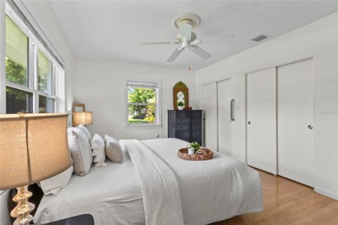 Villa ou maison à vendre à Sarasota, Floride: 3 chambres, 170.85 m2 № 2330981 - photo 18