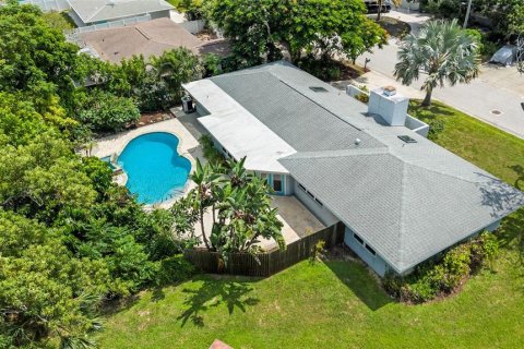 Villa ou maison à vendre à Sarasota, Floride: 3 chambres, 170.85 m2 № 2330981 - photo 29