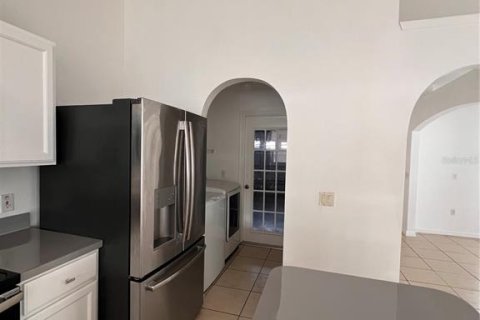 Casa en alquiler en Kissimmee, Florida, 3 dormitorios, 134.15 m2 № 1915806 - foto 16