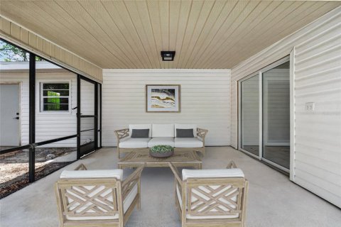House in Spring Hill, Florida 2 bedrooms, 104.79 sq.m. № 2129362 - photo 27