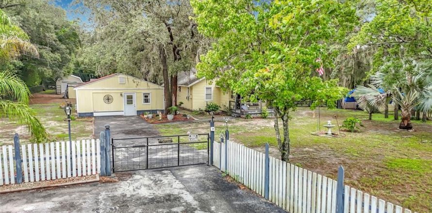 Villa ou maison à Hudson, Floride 4 chambres, 177.26 m2 № 2275729