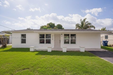 House in Lauderhill, Florida 4 bedrooms, 101.17 sq.m. № 2033132 - photo 2