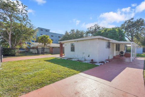 Apartment in Miami, Florida 2 bedrooms, 65.03 sq.m. № 2083871 - photo 3