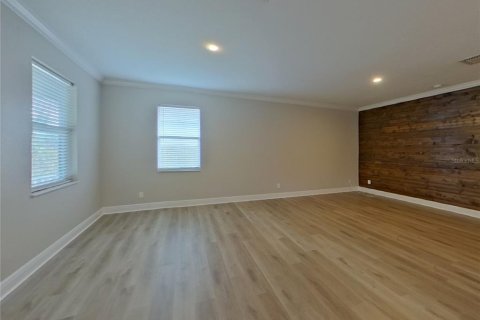 Casa en alquiler en Saint Petersburg, Florida, 3 dormitorios, 158.96 m2 № 1835319 - foto 2