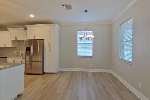 Casa en alquiler en Saint Petersburg, Florida, 3 dormitorios, 158.96 m2 № 1835319 - foto 5