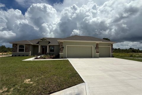 House in Sebring, Florida 4 bedrooms, 206.71 sq.m. № 1810617 - photo 3