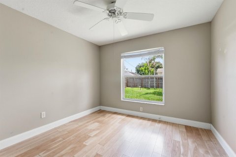 Casa en venta en Port St. Lucie, Florida, 3 dormitorios, 135.64 m2 № 2177407 - foto 19
