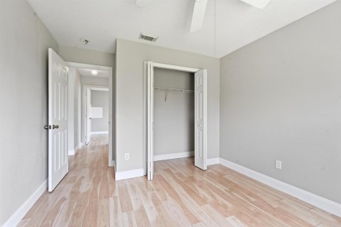 Casa en venta en Port St. Lucie, Florida, 3 dormitorios, 135.64 m2 № 2177407 - foto 20
