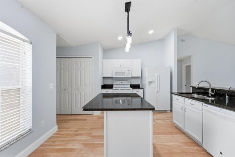 Casa en venta en Port St. Lucie, Florida, 3 dormitorios, 135.64 m2 № 2177407 - foto 9