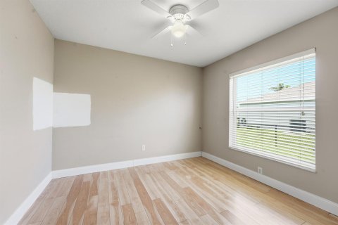 Casa en venta en Port St. Lucie, Florida, 3 dormitorios, 135.64 m2 № 2177407 - foto 21
