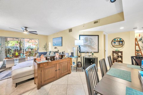 Condominio en venta en Fort Lauderdale, Florida, 2 dormitorios, 97.92 m2 № 2245666 - foto 2