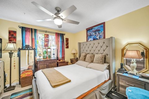 Condominio en venta en Fort Lauderdale, Florida, 2 dormitorios, 97.92 m2 № 2245666 - foto 13