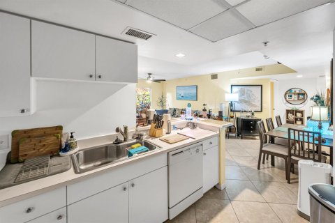 Condominio en venta en Fort Lauderdale, Florida, 2 dormitorios, 97.92 m2 № 2245666 - foto 9