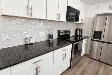 Casa en venta en Sarasota, Florida, 6 dormitorios, 199 m2 № 2395749 - foto 22