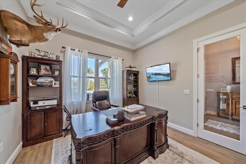 House in Punta Gorda, Florida 4 bedrooms, 396.97 sq.m. № 1789432 - photo 20