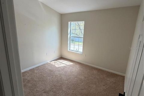 Townhouse in Brandon, Florida 3 bedrooms, 140.1 sq.m. № 2287171 - photo 7