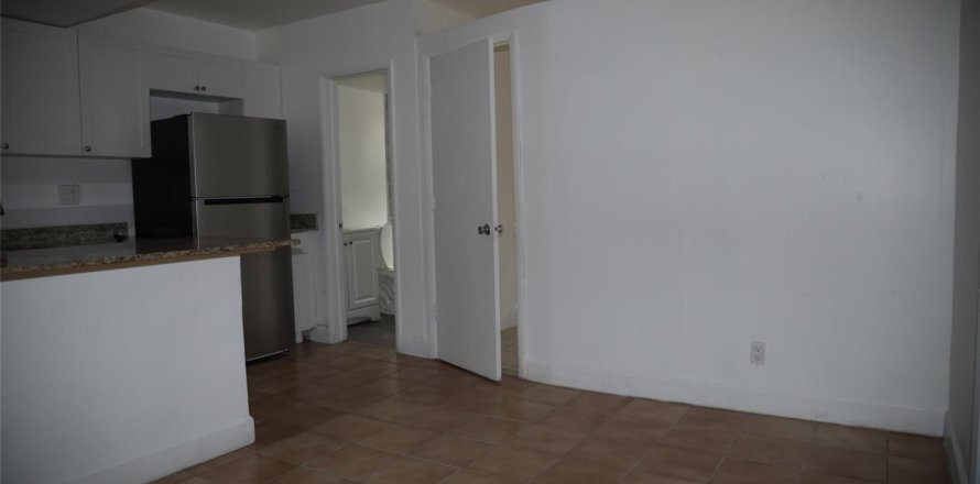 Condo à Oakland Park, Floride, 1 chambre № 1210170