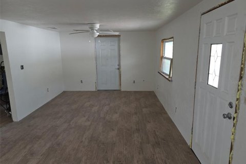 House in Nokomis, Florida 2 bedrooms, 74.32 sq.m. № 1536740 - photo 3
