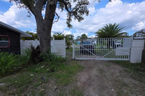 House in Nokomis, Florida 2 bedrooms, 74.32 sq.m. № 1536740 - photo 13