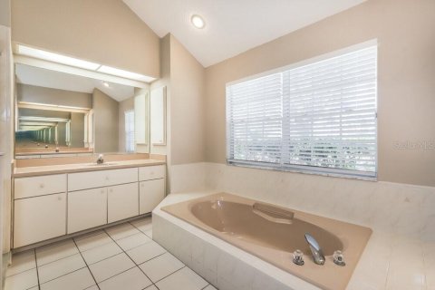 Casa en alquiler en Trinity, Florida, 4 dormitorios, 226.4 m2 № 1881170 - foto 12