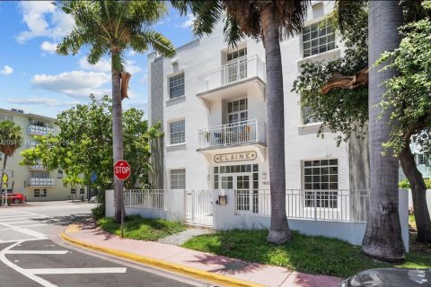 Condo in Miami Beach, Florida, 2 bedrooms  № 1836193 - photo 6