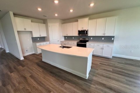 House in Lakewood Ranch, Florida 4 bedrooms, 235.69 sq.m. № 1910575 - photo 2