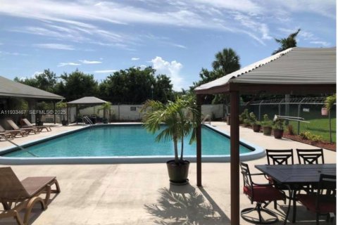 Снять в аренду кондоминиум в Бойнтон-Бич, Флорида 2 спальни, 80.27м2, № 1991418 - фото 30