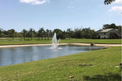 Снять в аренду кондоминиум в Бойнтон-Бич, Флорида 2 спальни, 80.27м2, № 1991418 - фото 29