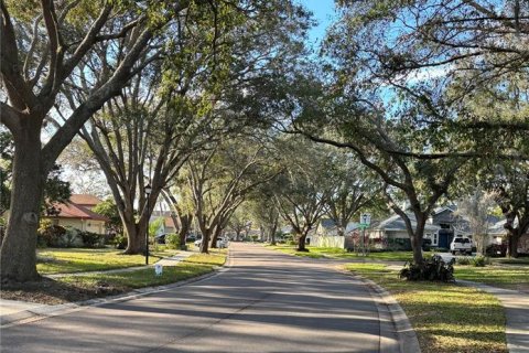 Casa en venta en Lutz, Florida, 4 dormitorios, 219.81 m2 № 1902255 - foto 16