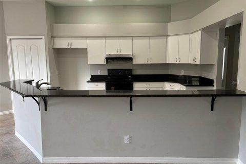 Casa en venta en Lutz, Florida, 4 dormitorios, 219.81 m2 № 1902255 - foto 6