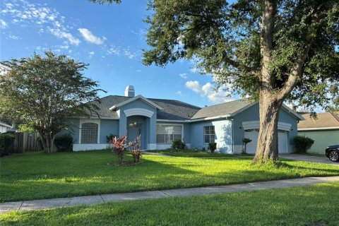 Casa en venta en Lutz, Florida, 4 dormitorios, 219.81 m2 № 1902255 - foto 1