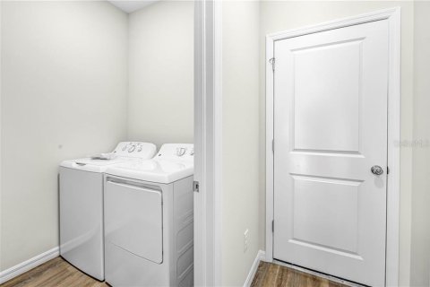Casa en venta en Brooksville, Florida, 3 dormitorios № 2404378 - foto 28