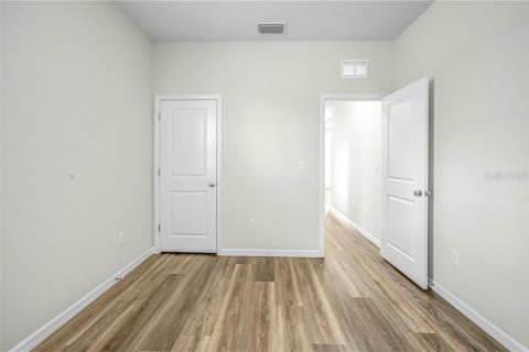 Casa en venta en Brooksville, Florida, 3 dormitorios № 2404378 - foto 16