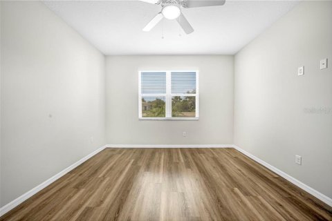 Casa en venta en Brooksville, Florida, 3 dormitorios № 2404378 - foto 12