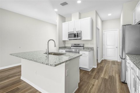 Casa en venta en Brooksville, Florida, 3 dormitorios № 2404378 - foto 15