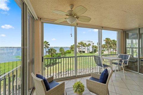 Купить кондоминиум в Хатчинсон-Айленд-Саут, Флорида 2 спальни, 111.85м2, № 2019466 - фото 13