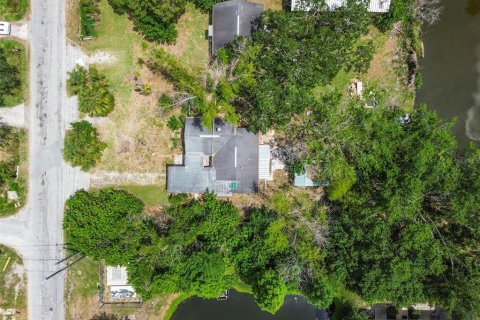 Immobilier commercial à vendre à New Port Richey, Floride: 4 chambres, 167.22 m2 № 1716806 - photo 16