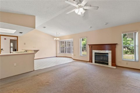 Villa ou maison à vendre à Spring Hill, Floride: 4 chambres, 252.32 m2 № 1912516 - photo 12