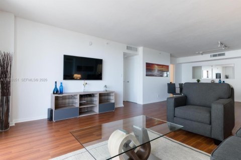 Copropriété à louer à Surfside, Floride: 1 chambre, 84.08 m2 № 1995810 - photo 4