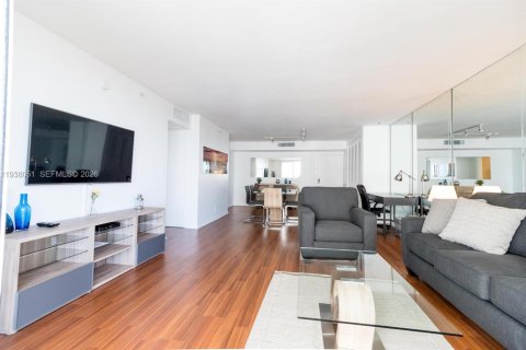 Copropriété à louer à Surfside, Floride: 1 chambre, 84.08 m2 № 1995810 - photo 6