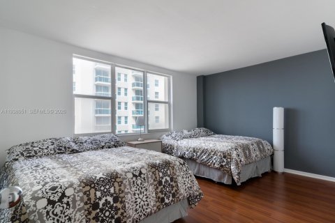 Copropriété à louer à Surfside, Floride: 1 chambre, 84.08 m2 № 1995810 - photo 14