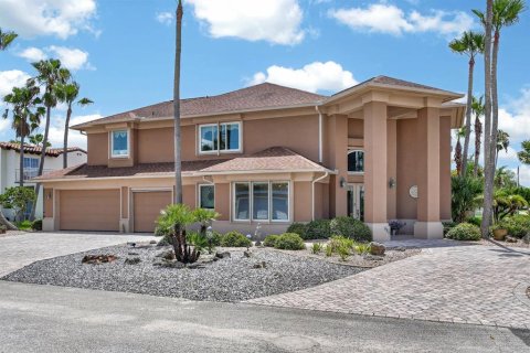 Villa ou maison à vendre à Flagler Beach, Floride: 5 chambres, 374.58 m2 № 2208586 - photo 4